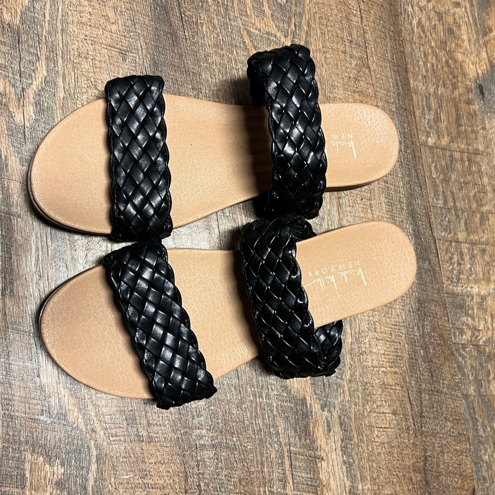 COPY - Nicole Miller Braided Sandals - black